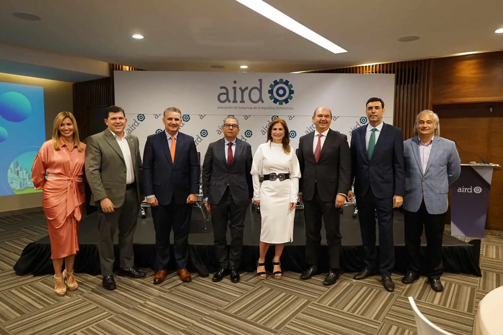 AIRD y ADOCEM presentan estudio sostenibilidad industria cementera