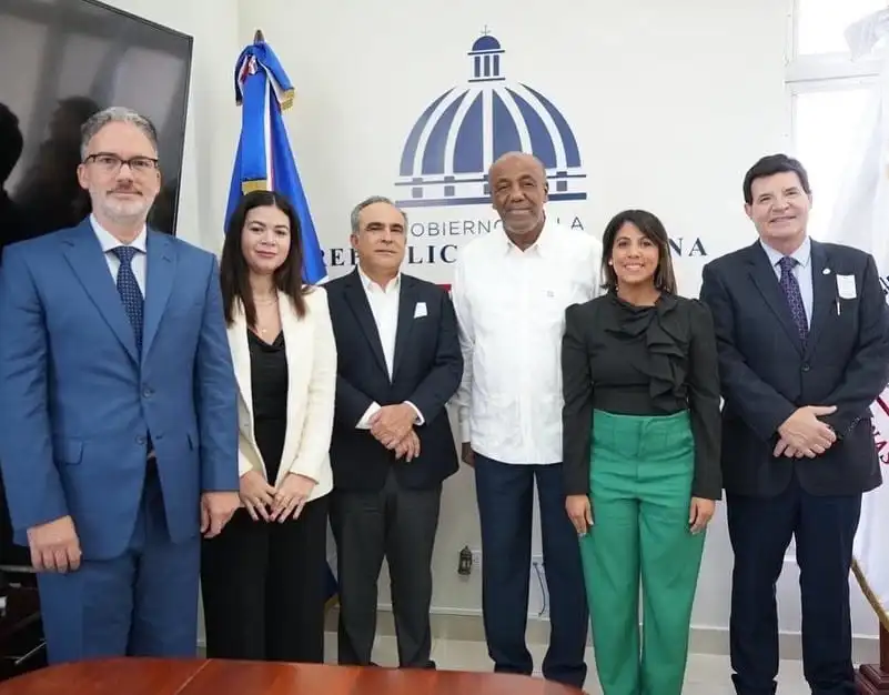 Visita al ministro de Energía y Minas