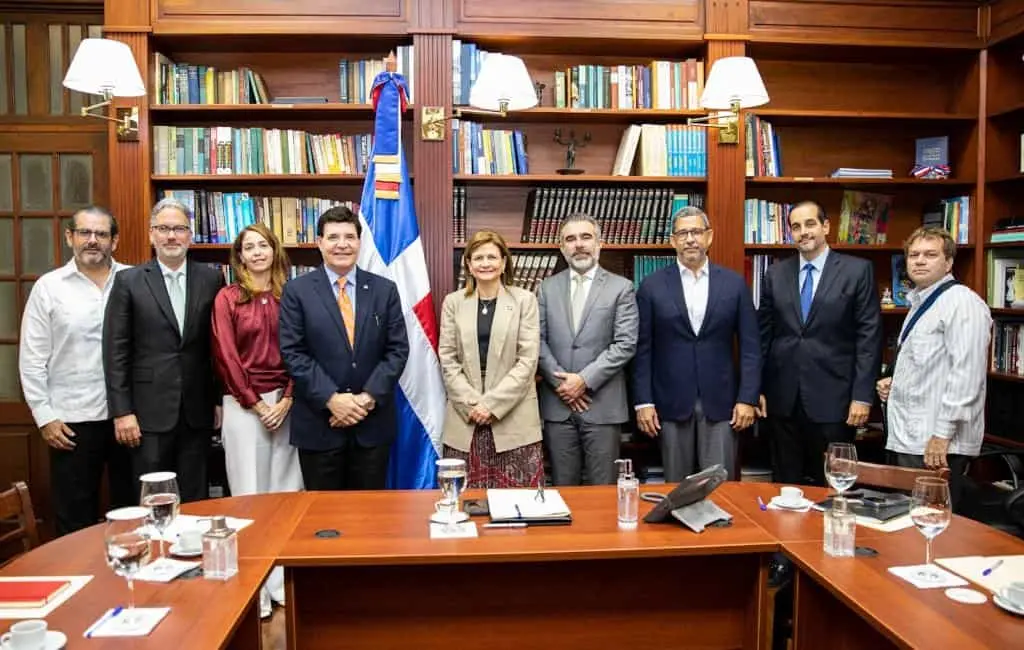 Encuentro con vicepresidenta de la República