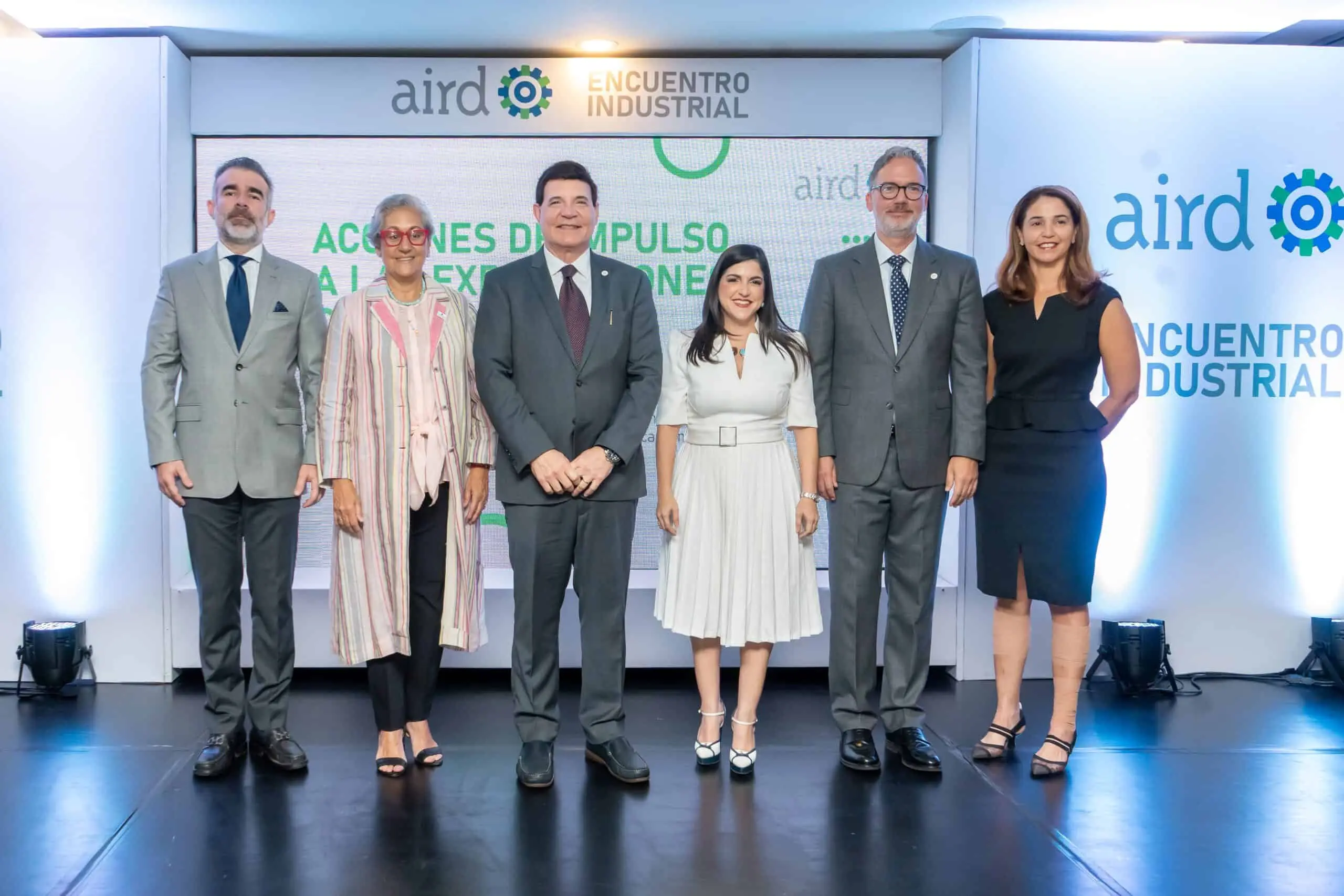 Presentan avances de las exportaciones dominicanas durante Encuentro Industrial